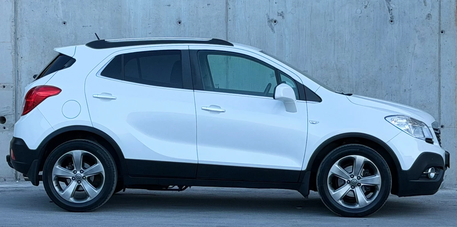Opel Mokka 1.7CDTi 131к.с * 4х4* * Бяла перла* , снимка 8 - Автомобили и джипове - 55477025