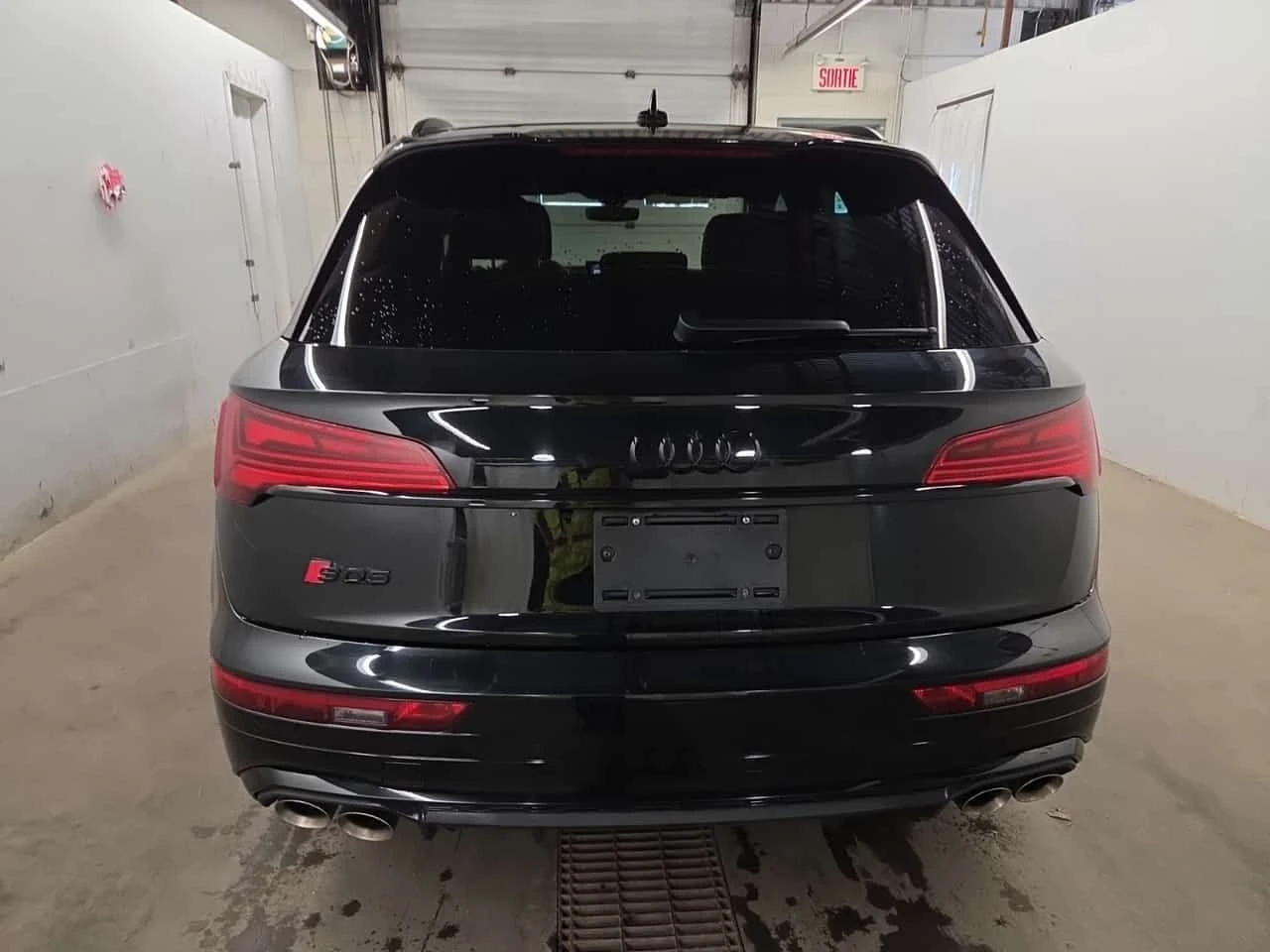 Audi SQ5 * PROGRESSIV * CARFAX * ЧЕРВЕНА КОЖА * 2 КЛЮЧА * , снимка 17 - Автомобили и джипове - 55514747
