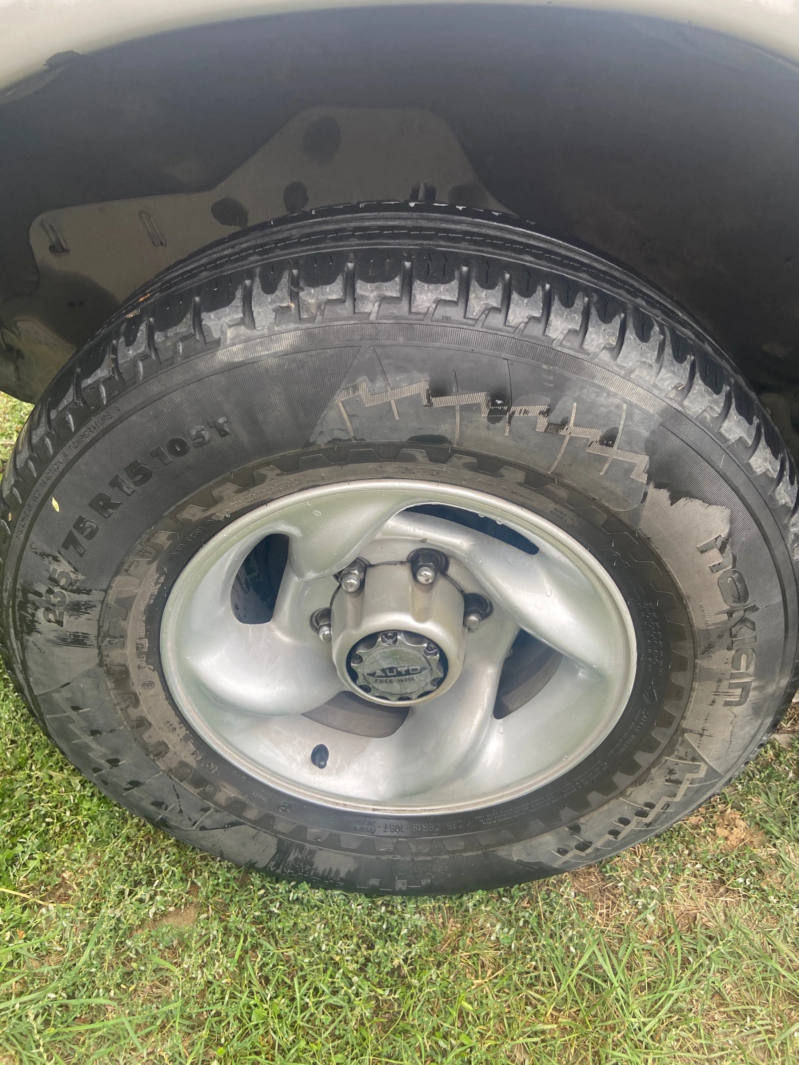 Hyundai Galloper, снимка 15 - Автомобили и джипове - 55853102