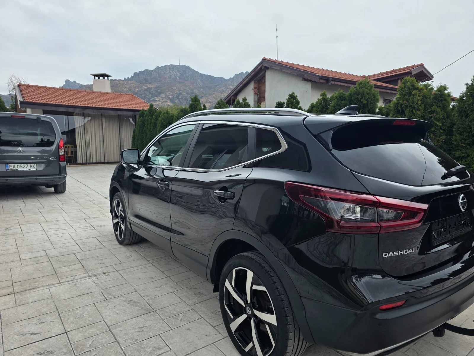 Nissan Qashqai 1.3 DIG-T PREMIUM EDITION | Mobile.bg � ����������� 8