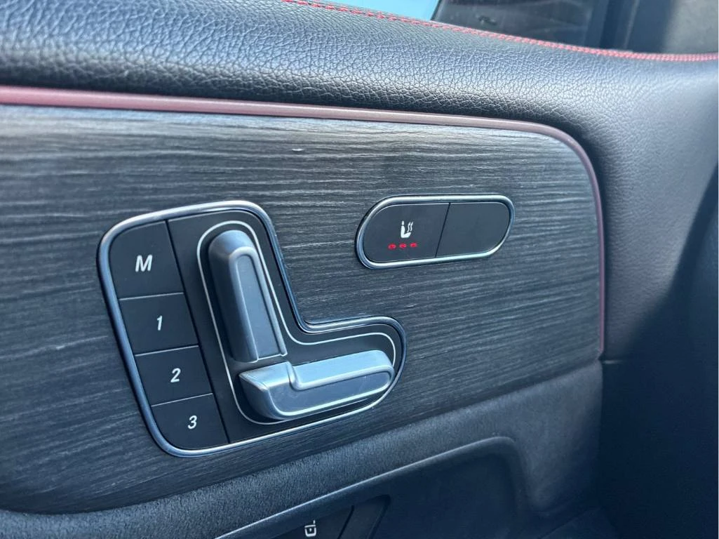 Mercedes-Benz GLB 250 4MATIC/AMG-pack/DISTR/BURMESTER/360/�������/���� | Mobile.bg � ����������� 14