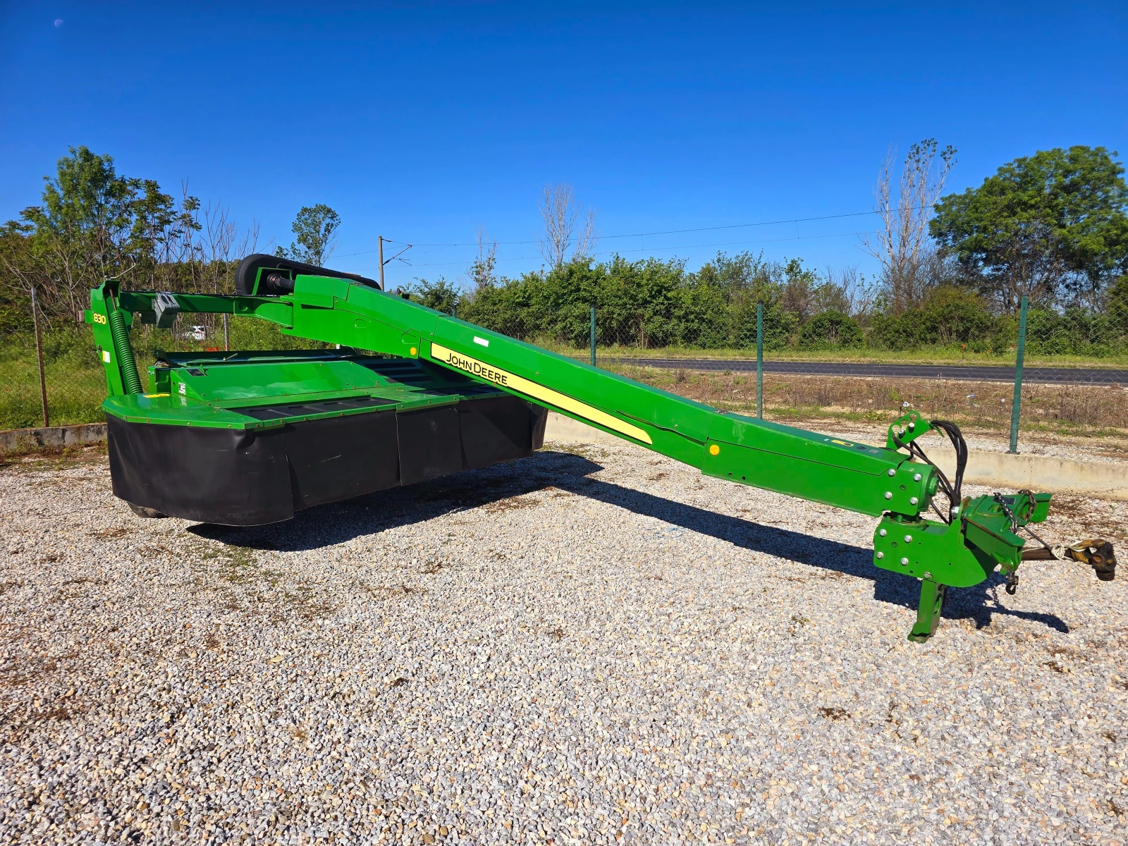 Сенокосачка John Deere 830, снимка 1