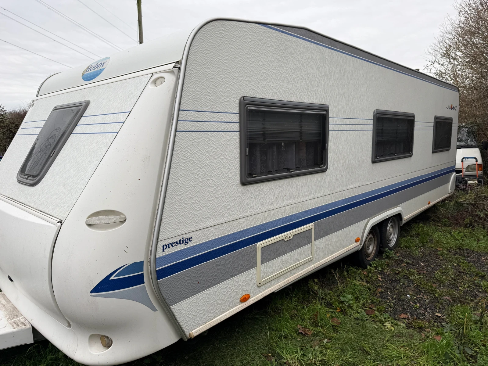 Каравана Hobby HOBBY PRESTIGE , снимка 15 - Каравани и кемпери - 54127911