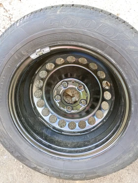 ����� �� �������� �� ���� � ������ 195/65R15 �� Mercedes-Benz