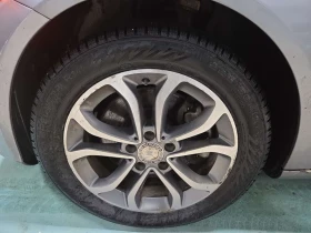 Mercedes-Benz C 300 CARFAX /Кожа/Нави/Подгрев/Панорама, снимка 17