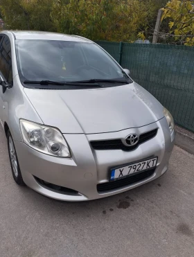 Toyota Auris, снимка 1