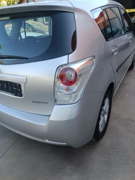 Toyota Verso 1.6 VVTI 132ks - 12600 лв. - 87116121 6