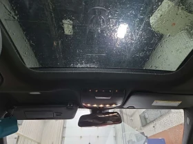 Mercedes-Benz C 300 CARFAX /Кожа/Нави/Подгрев/Панорама - 11000 € / 21514.13 лв. - 95079932 11