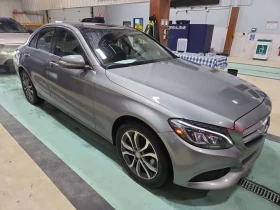 Mercedes-Benz C 300 CARFAX /Кожа/Нави/Подгрев/Панорама - 11000 € / 21514.13 лв. - 95079932 2