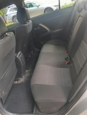 Toyota Avensis 2.2 D4D - 7000 € - 79800290 8