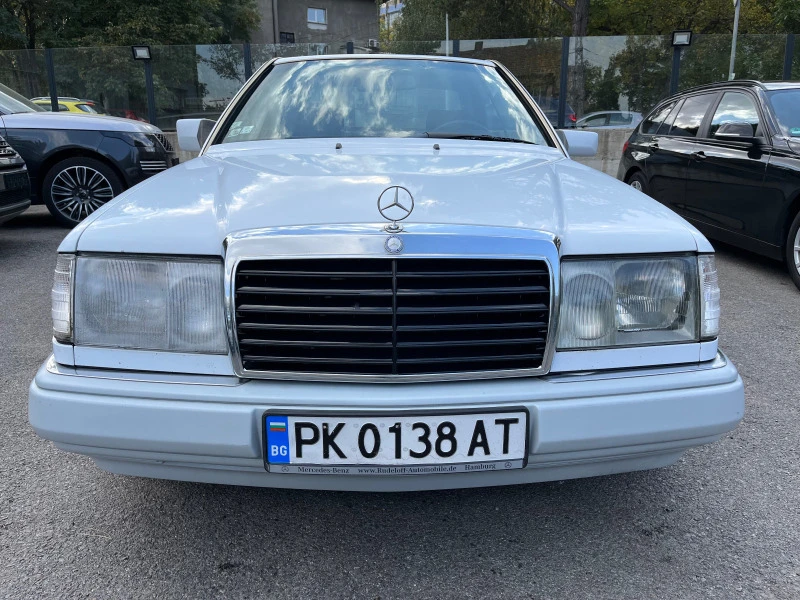 Mercedes-Benz 200 СЕ Coupe 124 , снимка 3 - Автомобили и джипове - 42707033