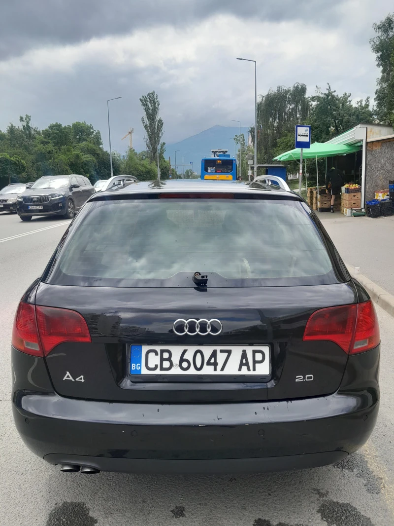 Audi A4 2.0 TDI AVTOMAT ОБСЛУЖЕНА , снимка 5 - Автомобили и джипове - 47501588