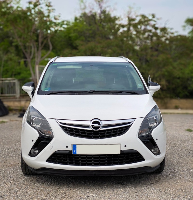 Opel Zafira 1.4T LPG, снимка 2 - Автомобили и джипове - 45785898