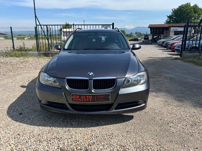 BMW 318 i-2.0i -129k.c., снимка 3 - Автомобили и джипове - 46068061