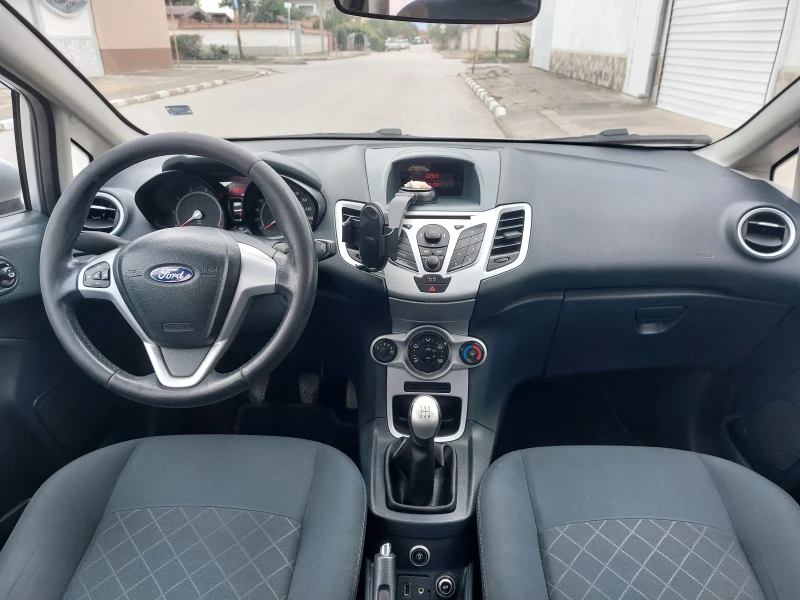 Ford Fiesta 1.4 Газ/Бензин , снимка 16 - Автомобили и джипове - 47238587