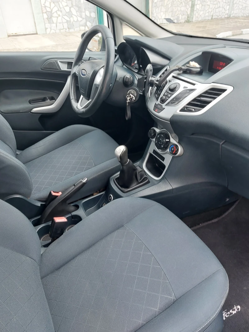 Ford Fiesta 1.4 Газ/Бензин , снимка 14 - Автомобили и джипове - 47238587