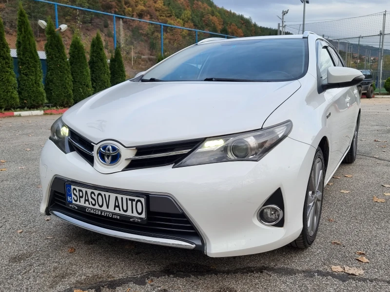 Toyota Auris 1.8 Hybrid/Navig/Avtomat, снимка 1 - Автомобили и джипове - 47516258