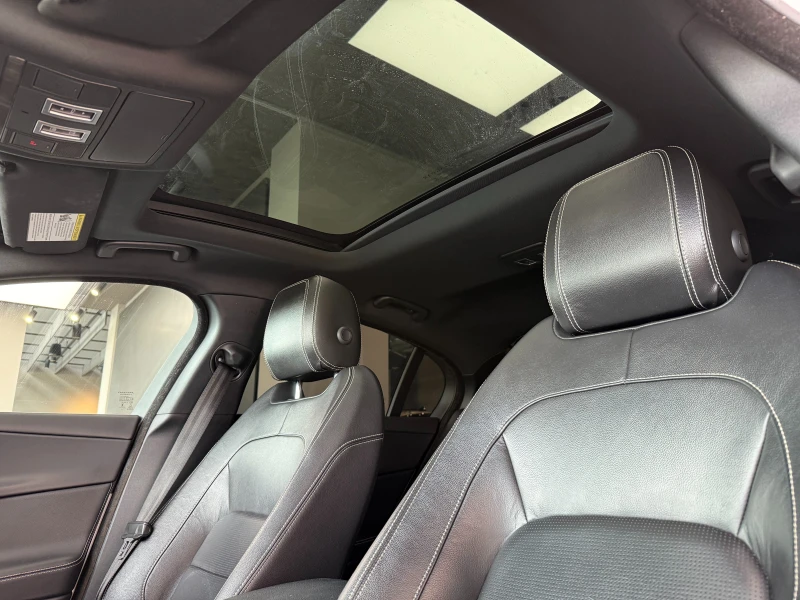 Jaguar XE 4x4 Full екстри, снимка 7 - Автомобили и джипове - 51670751