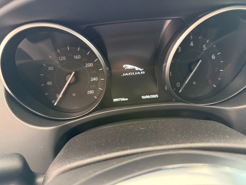 Jaguar XE 4x4 Full екстри, снимка 9 - Автомобили и джипове - 51670751