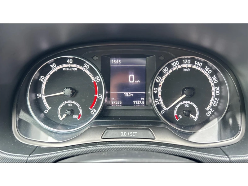 Skoda Fabia 1.0i, Месечна вноска от 268 лв., снимка 14 - Автомобили и джипове - 52340508