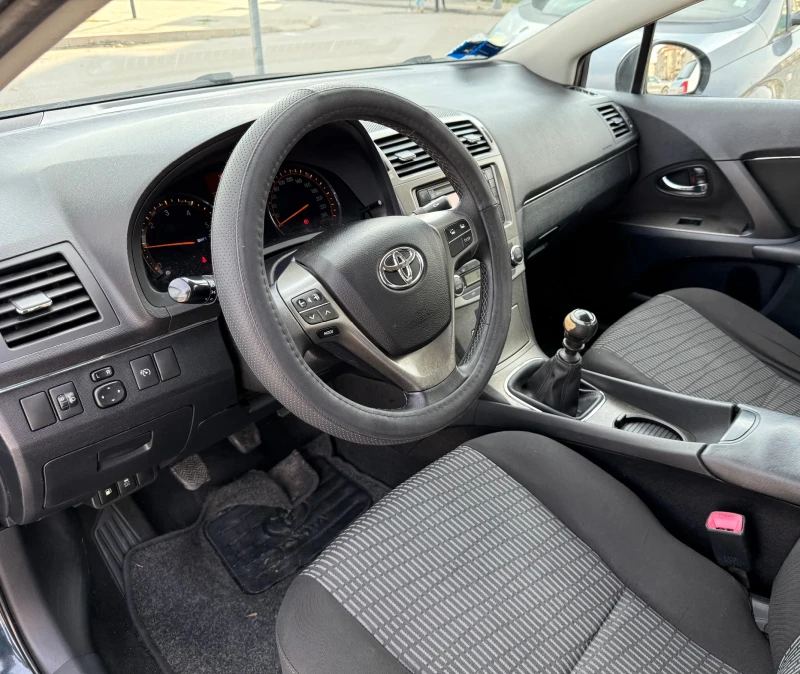 Toyota Avensis D4D* Лизинг, снимка 10 - Автомобили и джипове - 52638753
