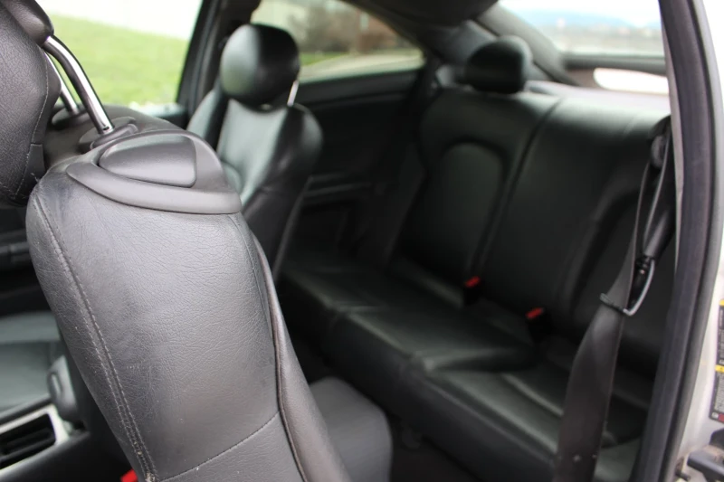 Mercedes-Benz C 220, снимка 12 - Автомобили и джипове - 52729066