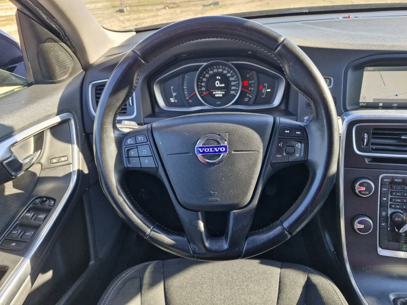 Volvo S60 1.6 HDi D2 114 к.с. Навигация , снимка 10 - Автомобили и джипове - 52948914