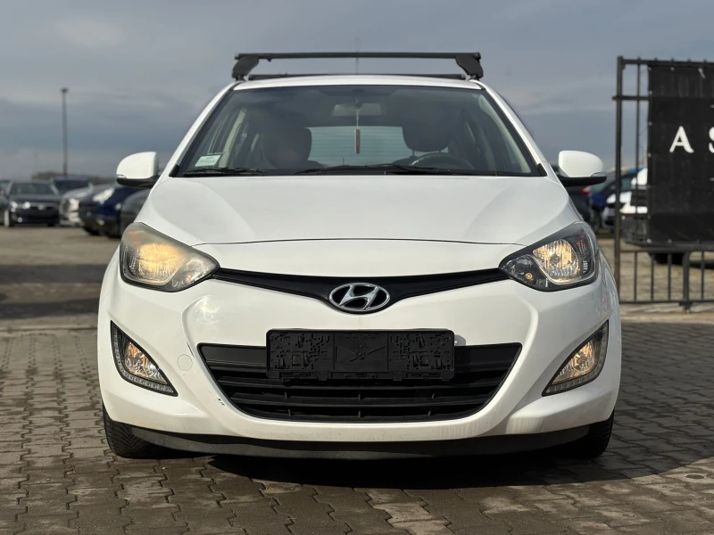 Hyundai I20 / 1.4 CRDI / 90 HP / BLUE DRIVE / , снимка 8 - Автомобили и джипове - 53124534