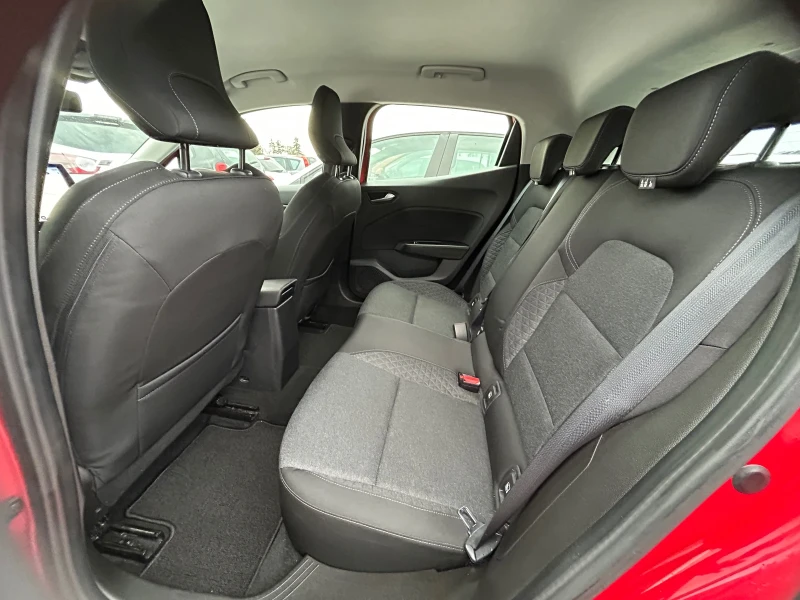 Renault Clio 1.5DCi/FACELIFTE/EURO 6/KEYLESS/LED, снимка 11 - Автомобили и джипове - 53236286