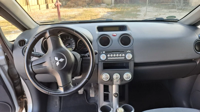 Mitsubishi Colt 1 3., снимка 5 - Автомобили и джипове - 53386005