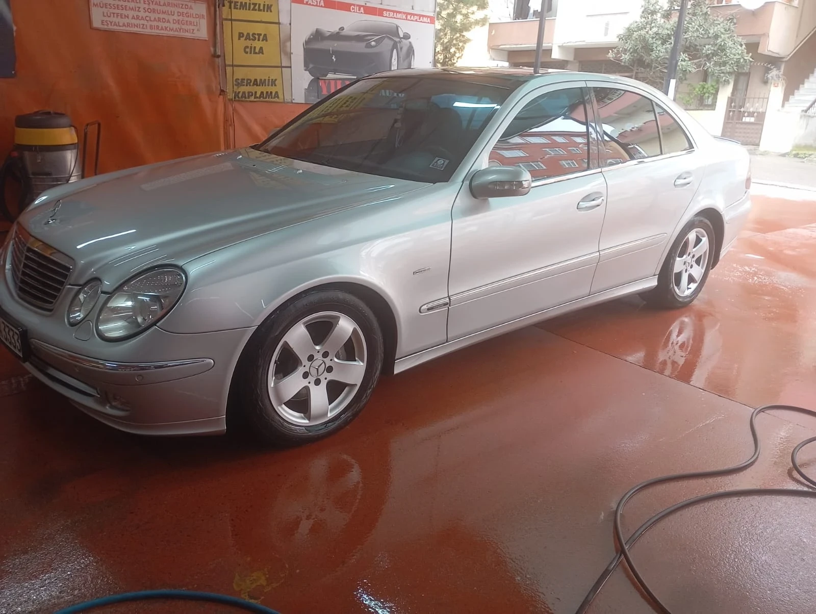 Mercedes-Benz E 320 W211 - изображение 2