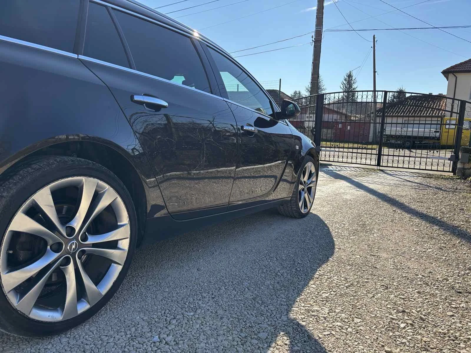 Opel Insignia 4x4 - изображение 10