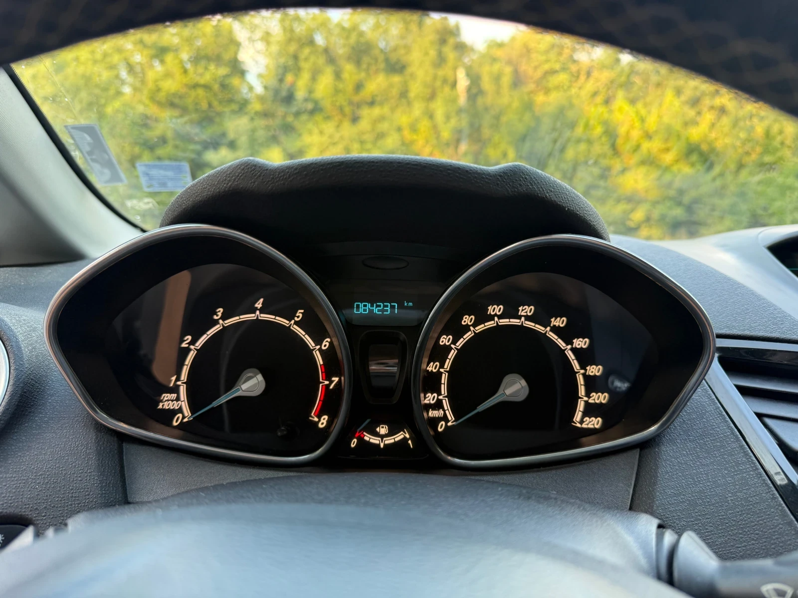 Ford Fiesta  - изображение 6