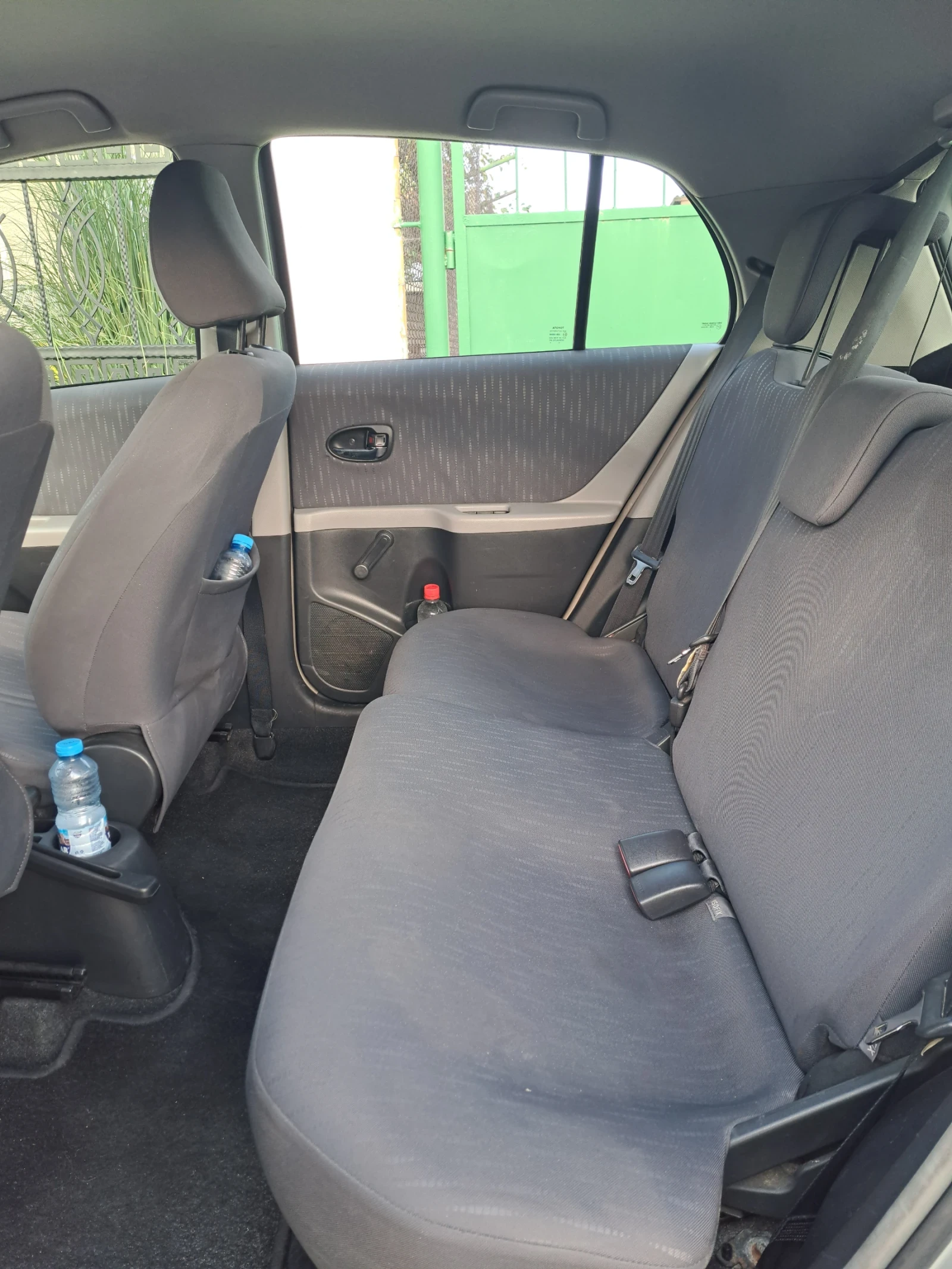 Toyota Yaris  - изображение 6