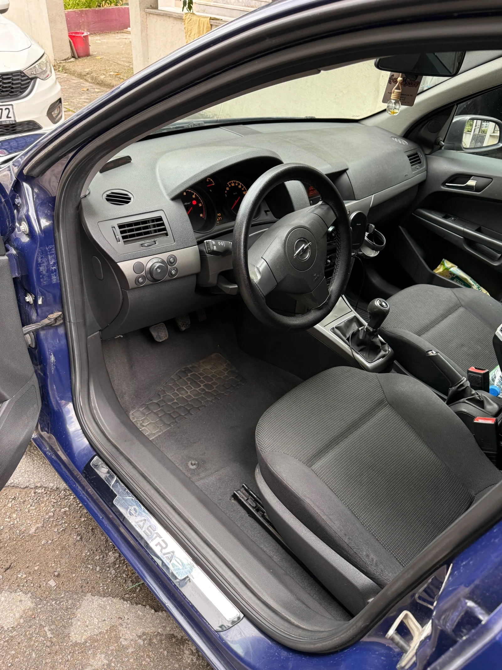 Opel Astra  - изображение 7