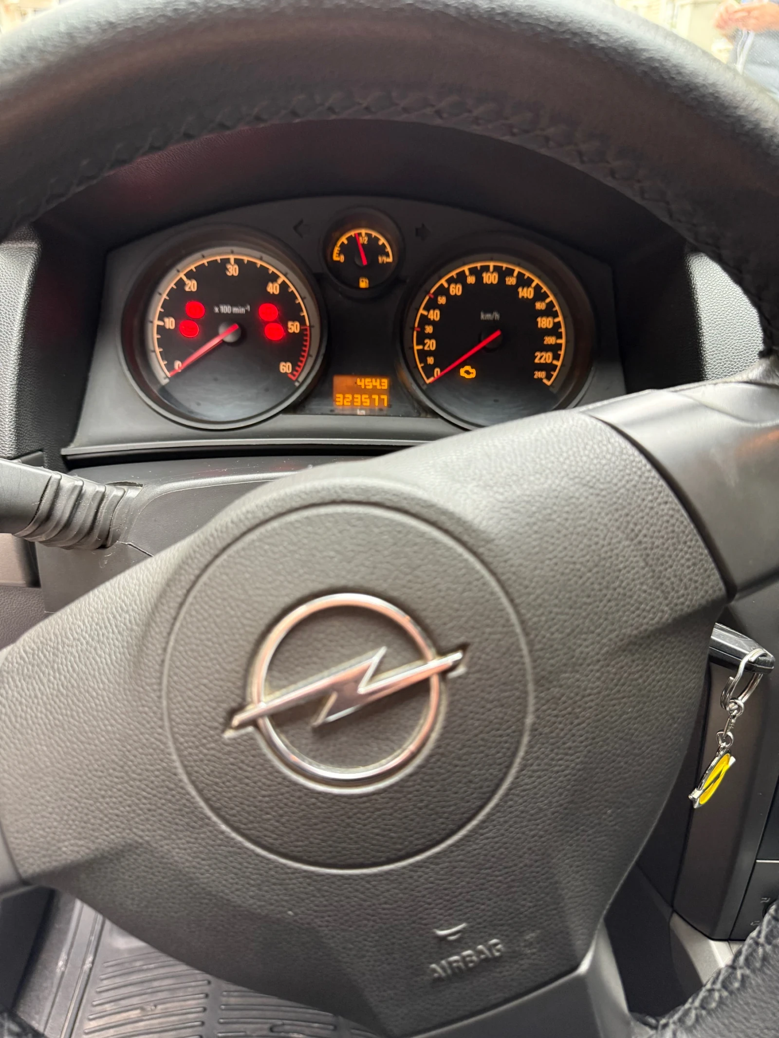 Opel Astra | Mobile.bg   13