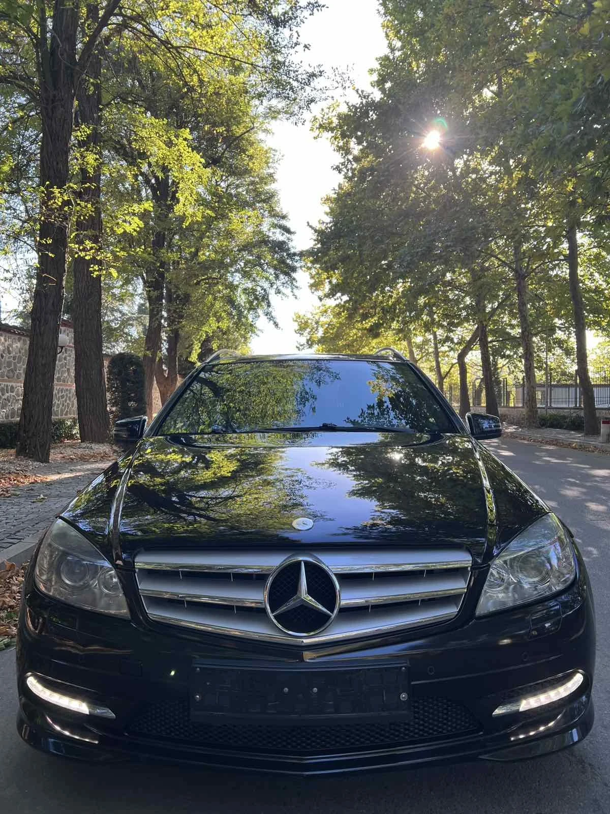 Mercedes-Benz 220  - изображение 9