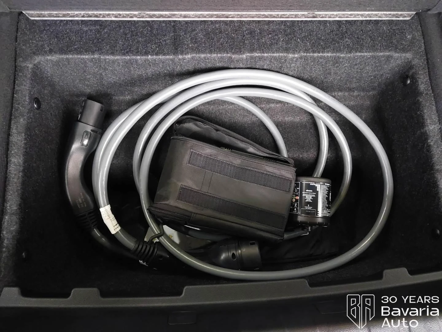 BMW i4 35 eDrive Gran Coupe M Sport Paket  | Mobile.bg   14