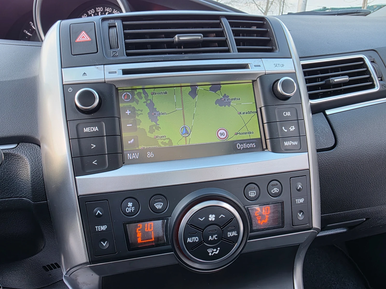 Toyota Verso 2.0 D4D �������� Navi ������ 7-������ | Mobile.bg � ����������� 13