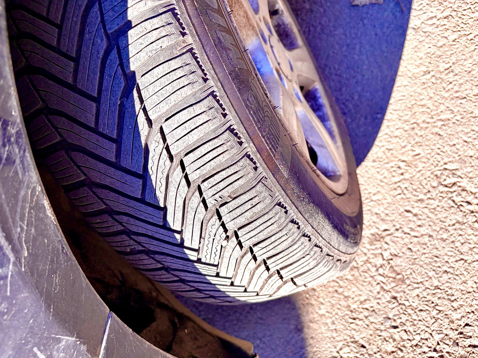 Audi A4 2.0 tdi LED , Navi , теглич - изображение 9