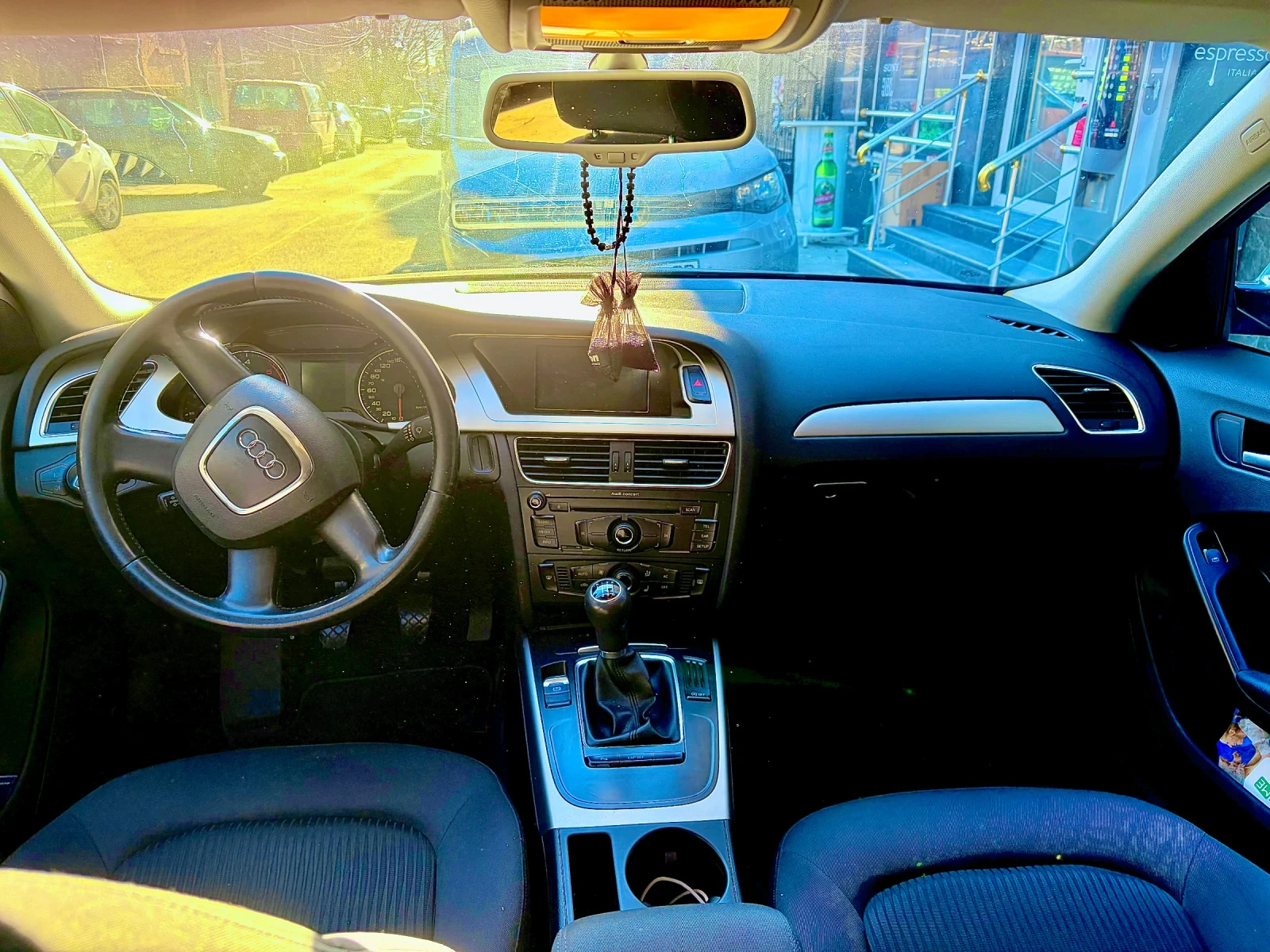 Audi A4 2.0 tdi LED , Navi , теглич - изображение 8