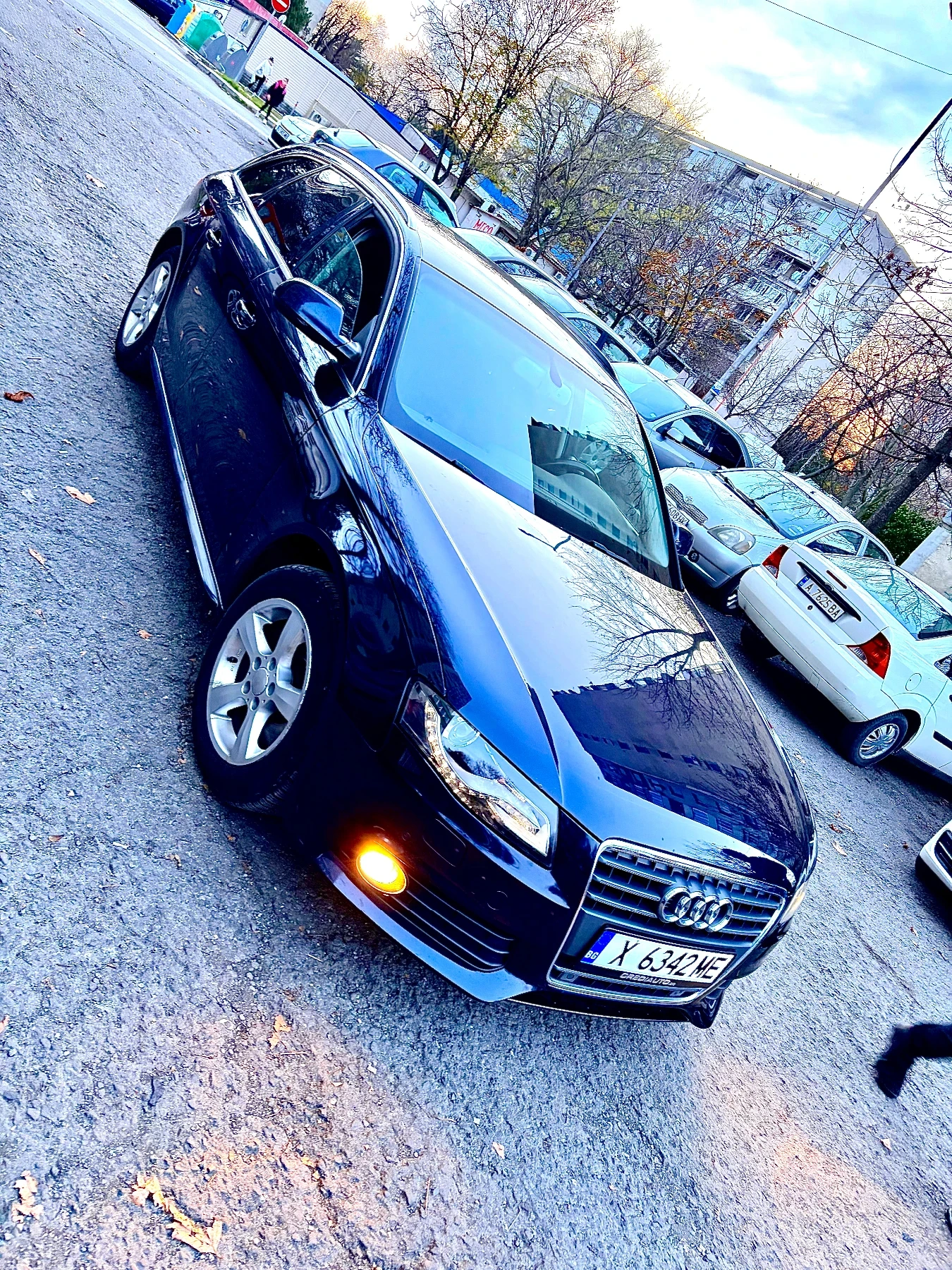 Audi A4 2.0 tdi LED , Navi , теглич - изображение 2