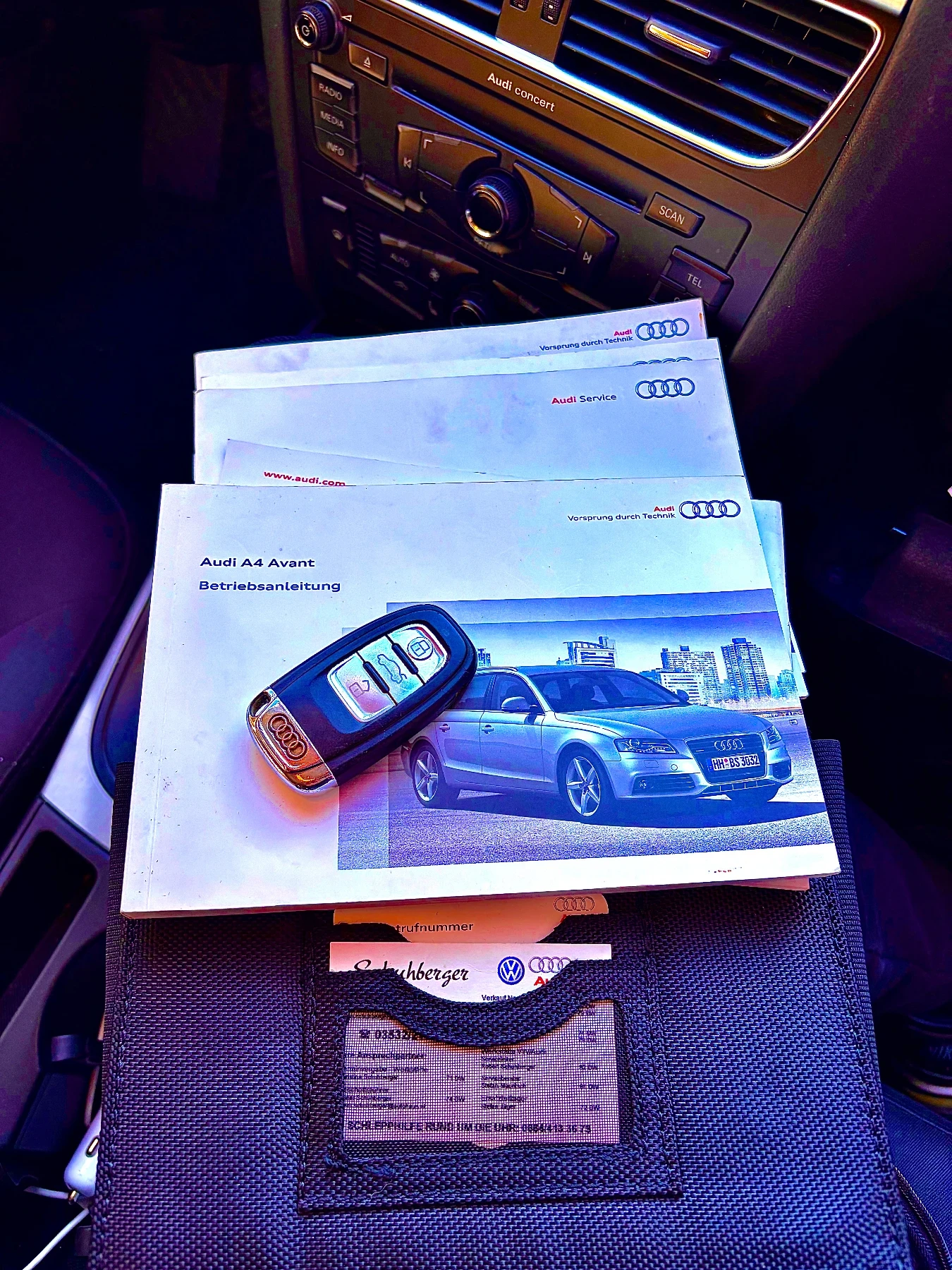 Audi A4 2.0 tdi LED , Navi , теглич - изображение 10