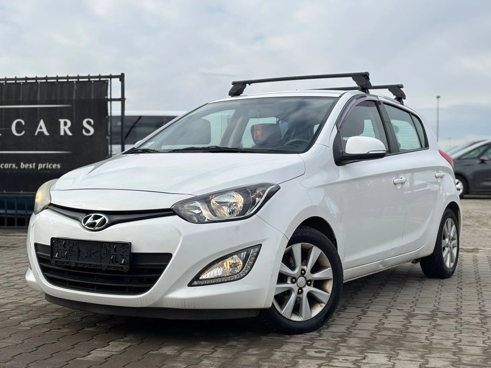 Hyundai I20 / 1.4 CRDI / 90 HP / BLUE DRIVE /  | Mobile.bg � ����������� 1