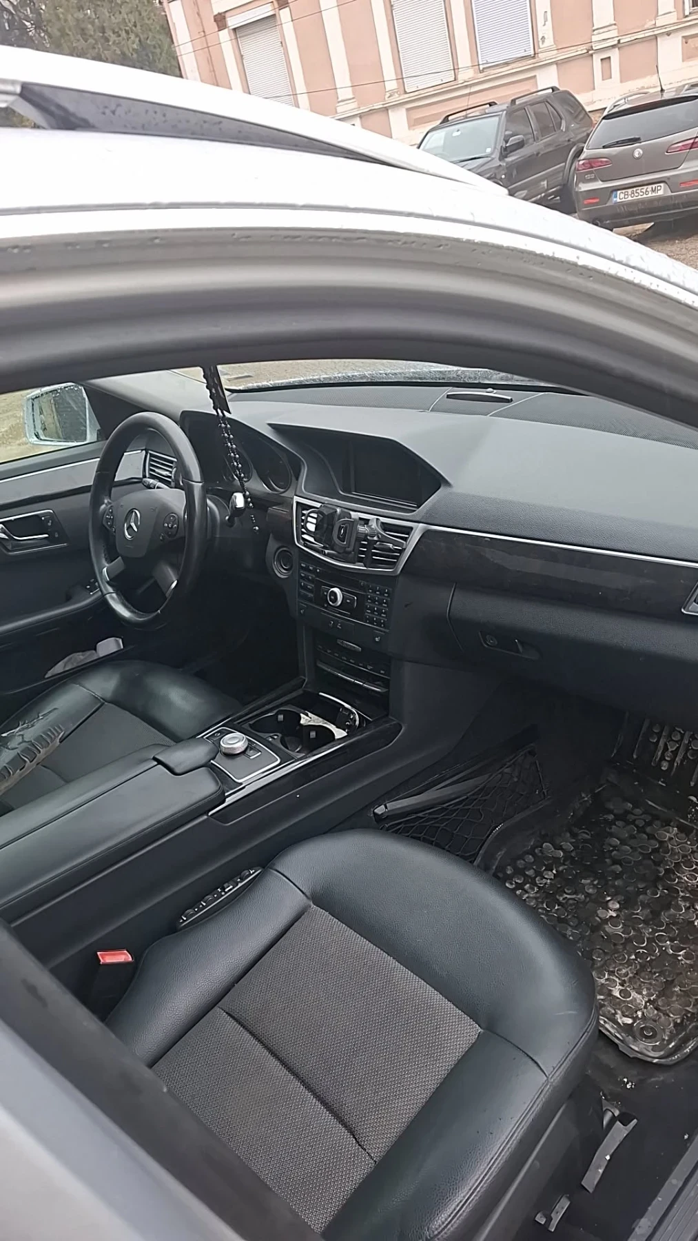 Mercedes-Benz E 350  - изображение 6