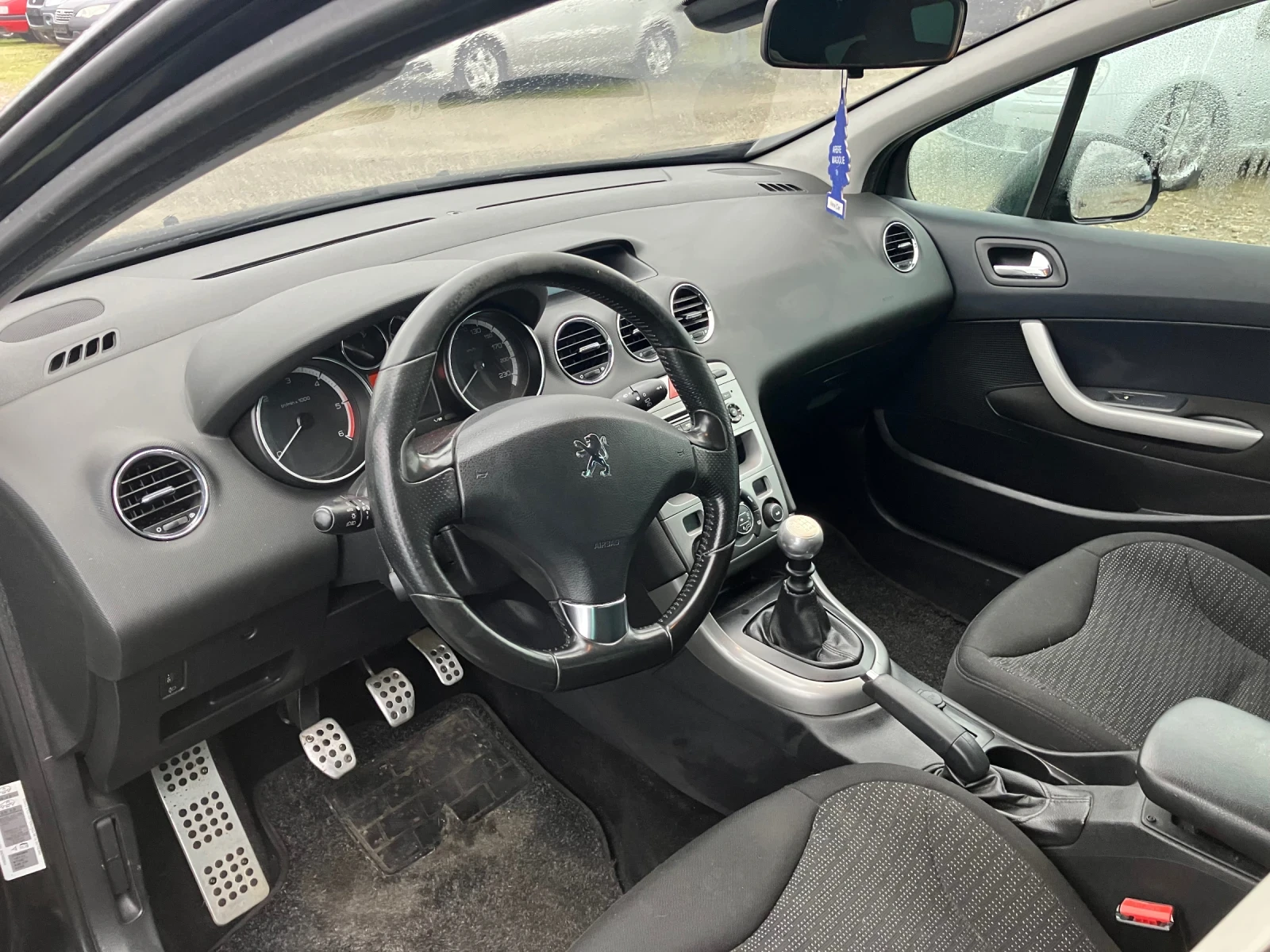 Peugeot 308 SW 1.6 HDI - изображение 5