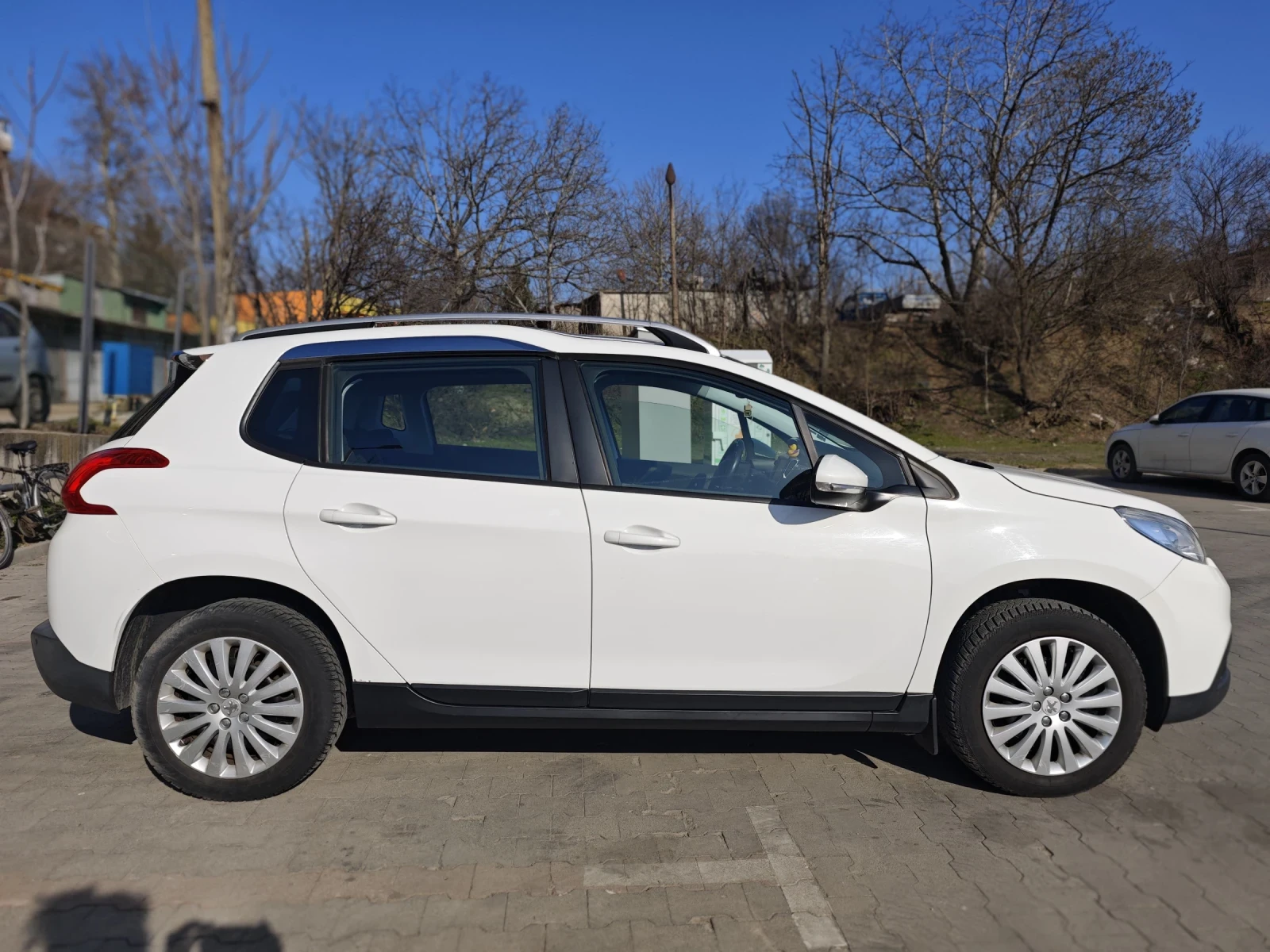 Peugeot 2008 1.6, снимка 4 - Автомобили и джипове - 53838566