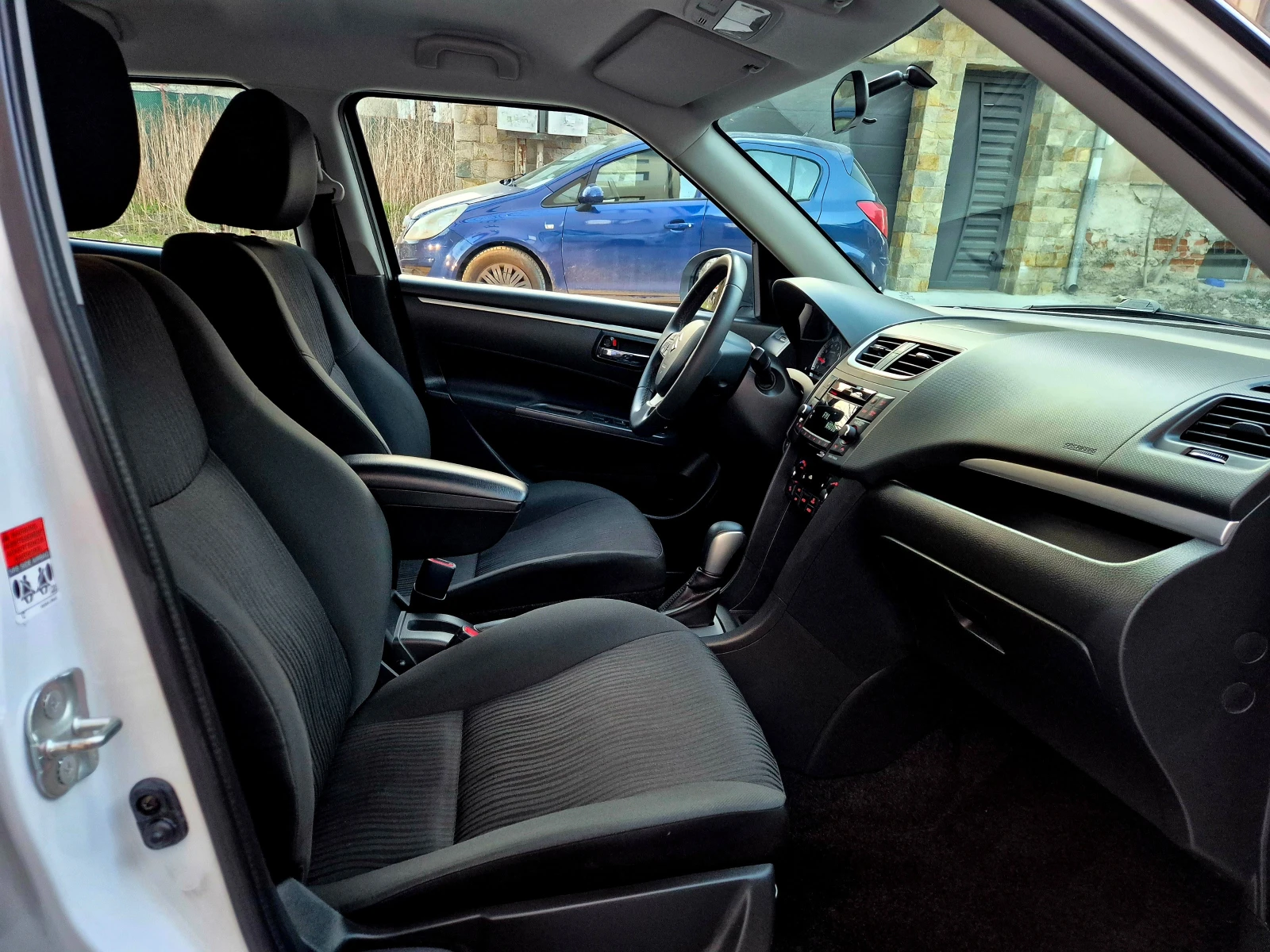 Suzuki Swift 1.2i-автомат-верига-нов-japan, снимка 14 - Автомобили и джипове - 53869191