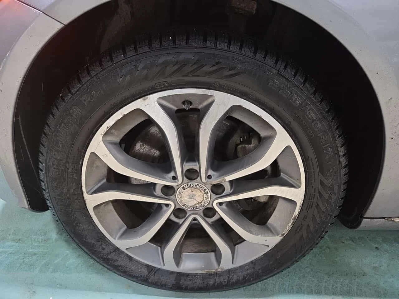 Mercedes-Benz C 300 CARFAX /Кожа/Нави/Подгрев/Панорама, снимка 17 - Автомобили и джипове - 54231609