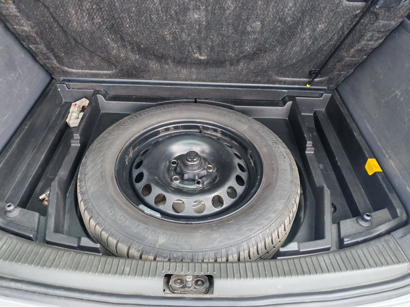 VW Touran 1.9 TDi Бартер , снимка 9 - Автомобили и джипове - 54754323